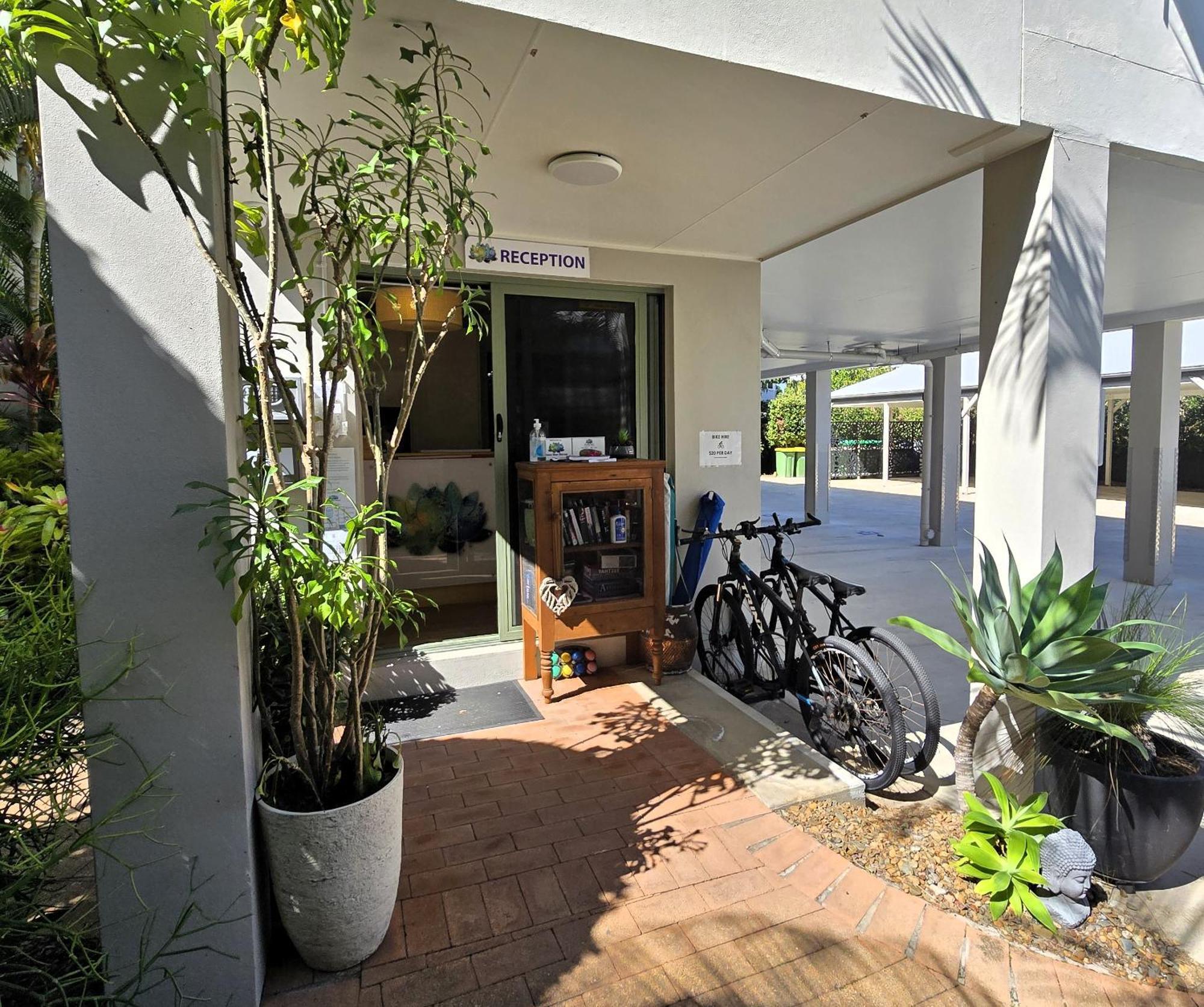 Noosa River Retreat Holiday Apartments Noosaville Exteriör bild